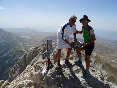 Pizzaiolo scala il Gran Sasso  e sforna la Margherita