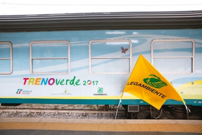 A Pescara treno verde con acciaio riciclato