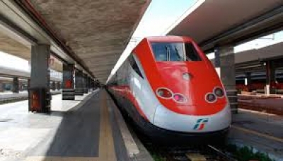 Torna a fermare a Pescara il Frecciarossa per Milano